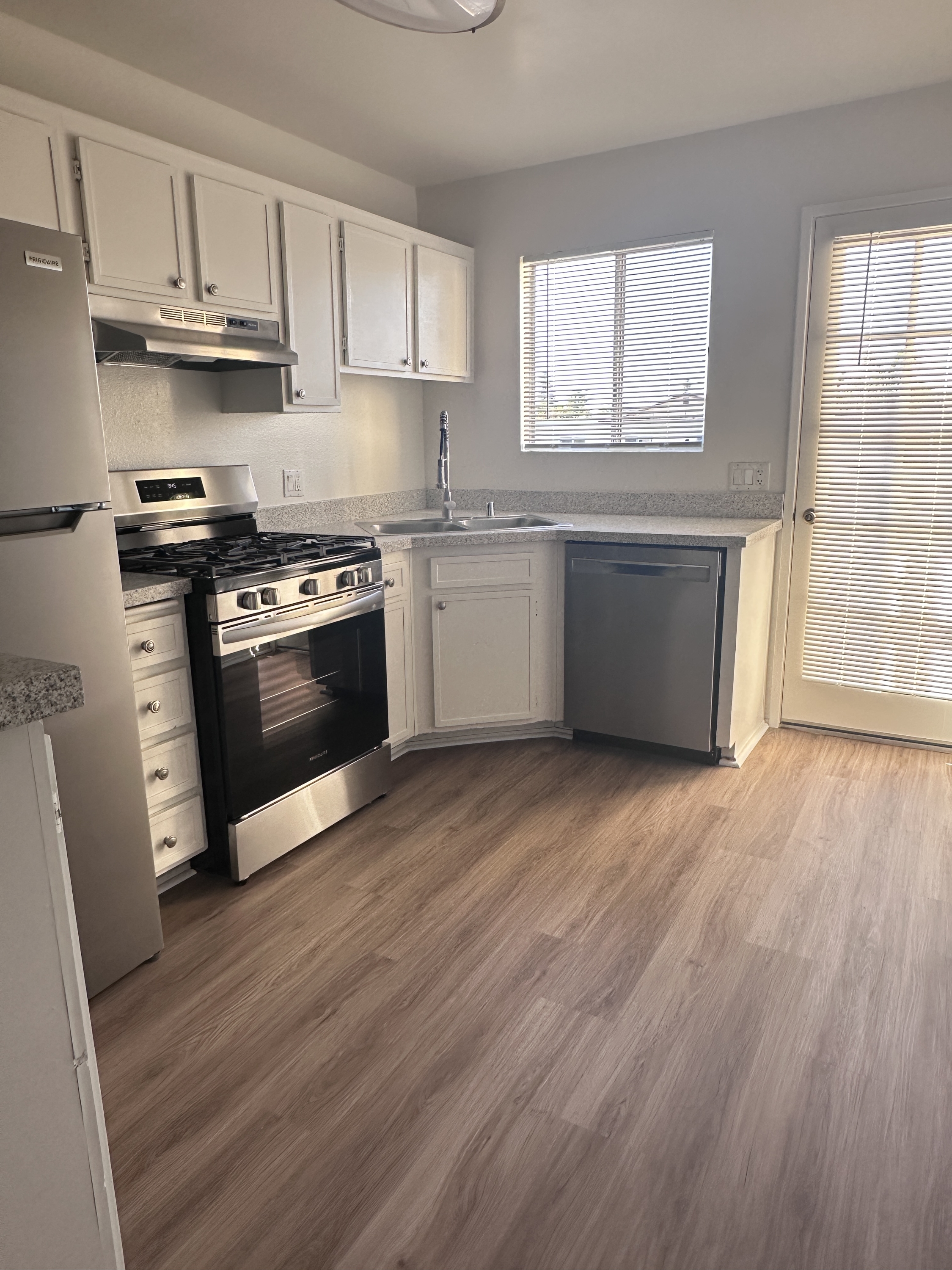 495 Chestnut Ave - E