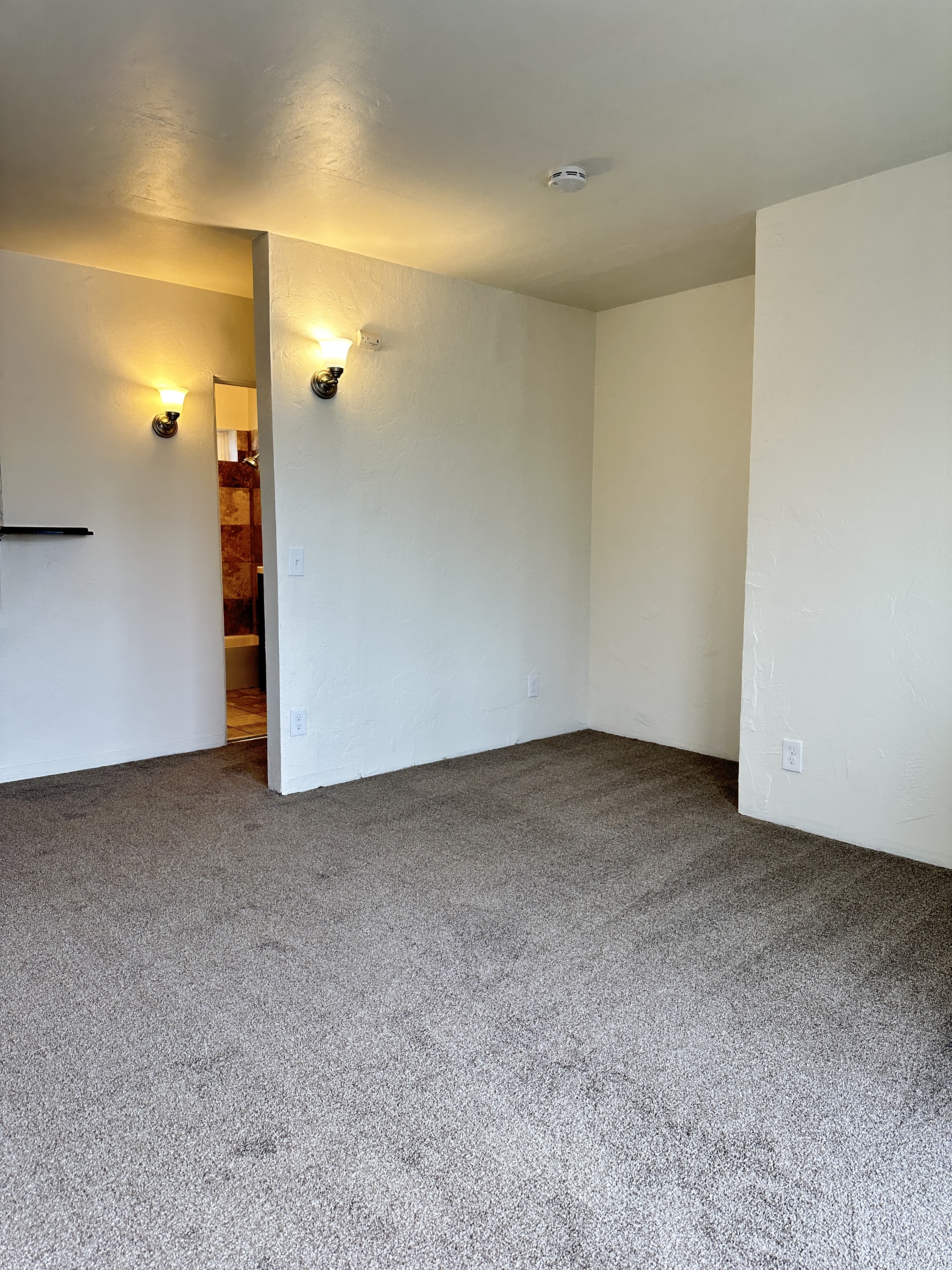 3288 Mission Boulevard