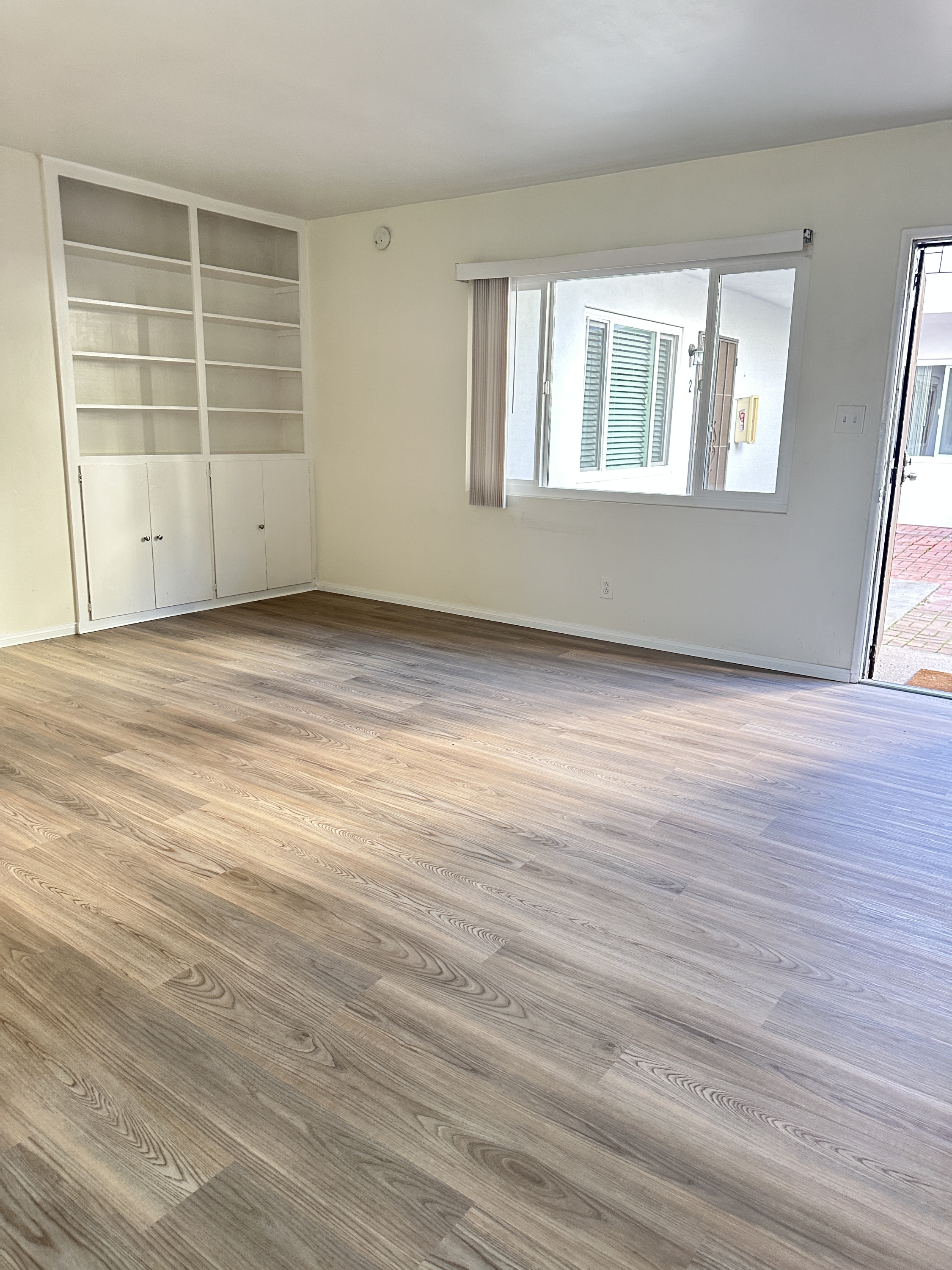 1636 Chalcedony St #1